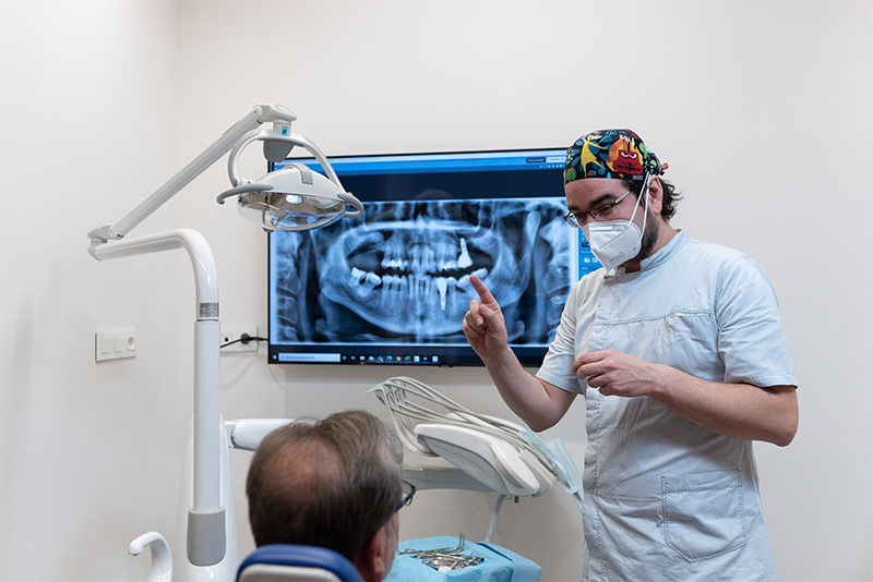 implante es una pieza de titanio - instituto facial dental